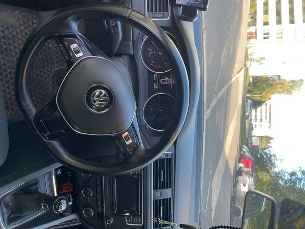 Volkswagen Jetta Glebychevo - valokuva 1