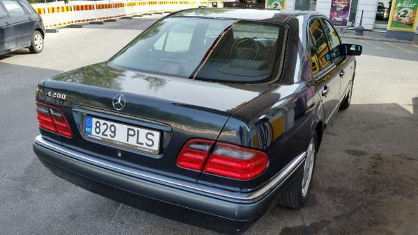 Mercedes-Benz E Вантаа - изображение 7