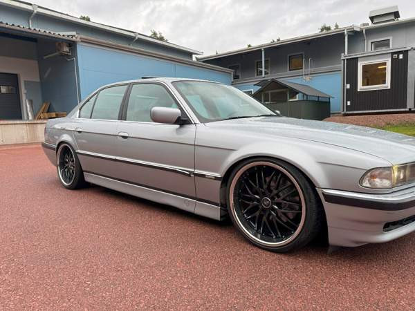 BMW 740 Mariehamn - photo 1