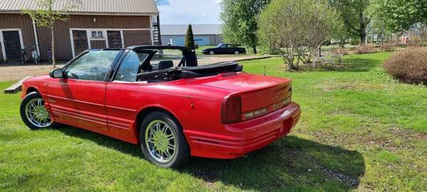 Oldsmobile Cutlass Nivala - photo 3