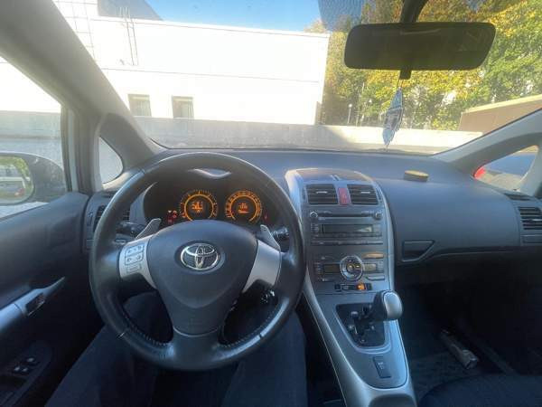 Toyota Auris Helsinki - valokuva 5