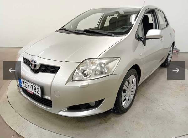 Toyota Auris Helsinki - valokuva 1