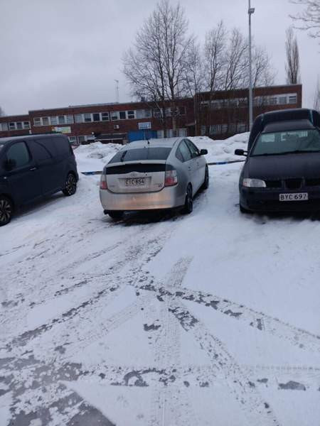 Toyota Prius Helsinki - valokuva 3