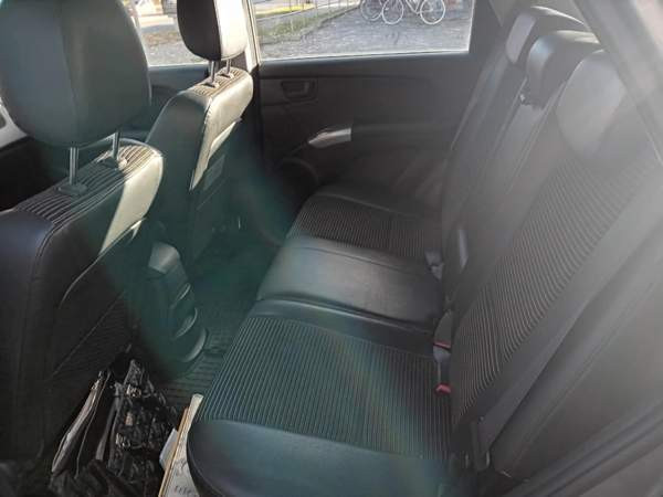 Kia Sportage Keuruu - valokuva 5