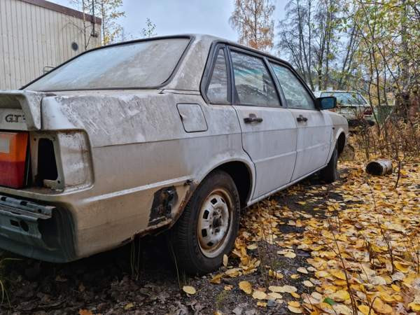 Audi 80 Glebychevo - valokuva 8