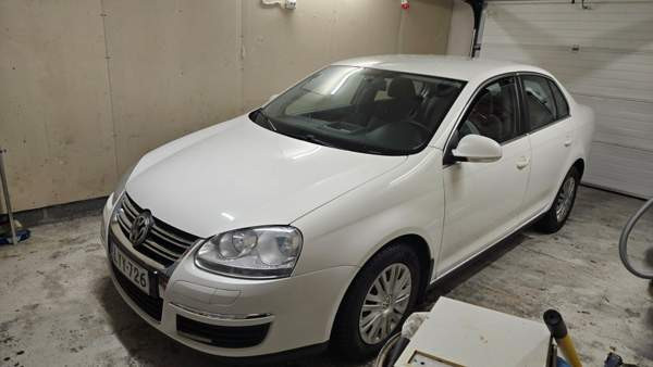 Volkswagen Jetta Силинъярви - изображение 1