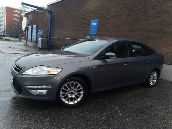 Ford Mondeo Glebychevo - valokuva 1