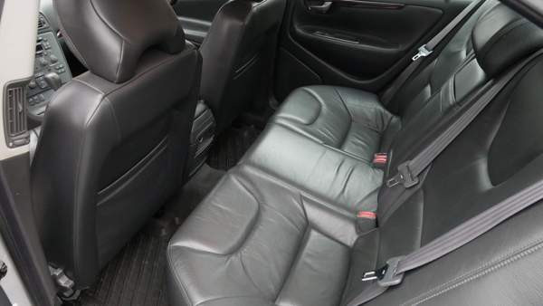 Volvo S60 Лохья - изображение 6