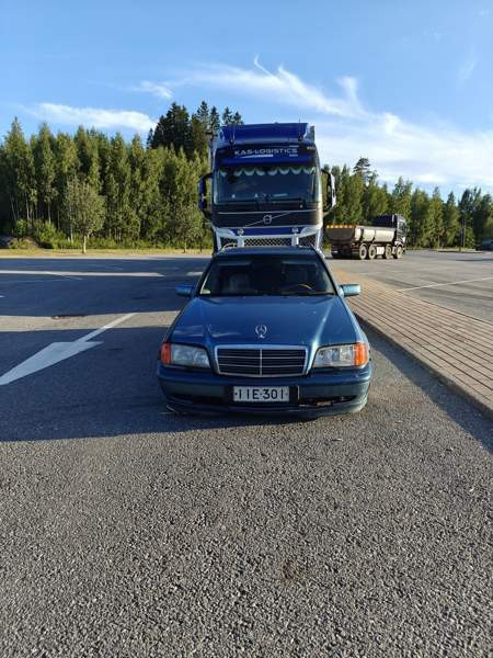 Mercedes-Benz C Лаппенранта - изображение 3