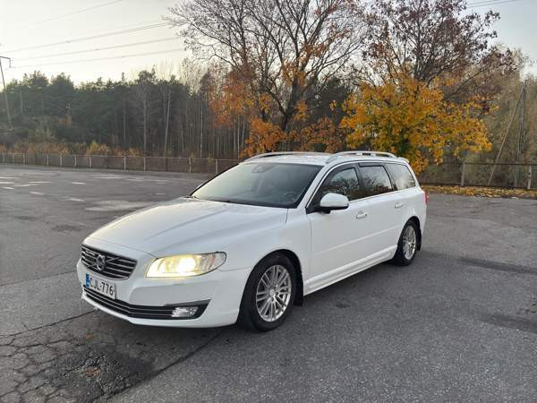 Volvo V70 Среднеуральск - изображение 1