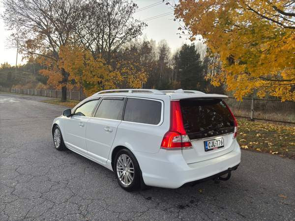 Volvo V70 Среднеуральск - изображение 4