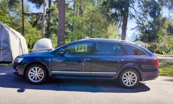 Skoda Superb Nousiainen - valokuva 4