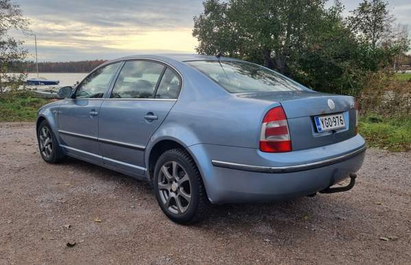 Skoda Superb Espoo - photo 4