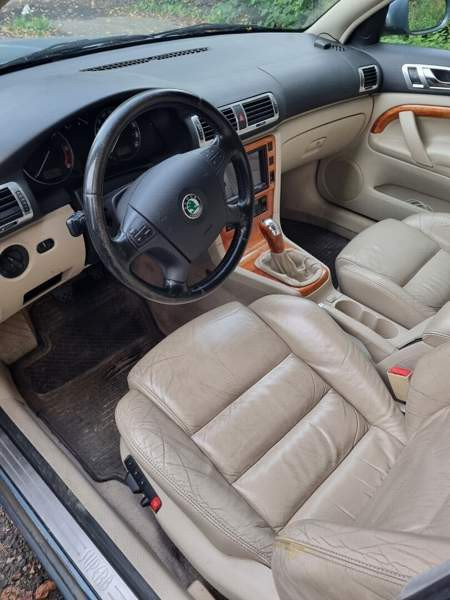 Skoda Superb Espoo - photo 7