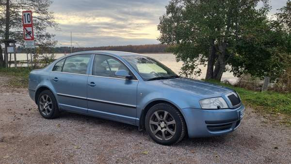 Skoda Superb Espoo - photo 1