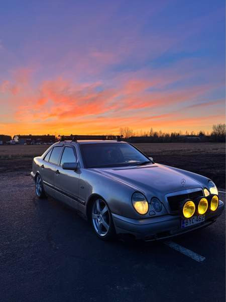 Mercedes-Benz E Muhos – foto 1