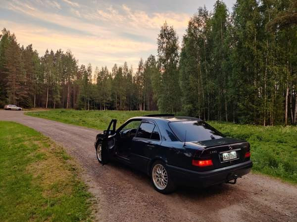 Mercedes-Benz C Ilmajoki - изображение 1