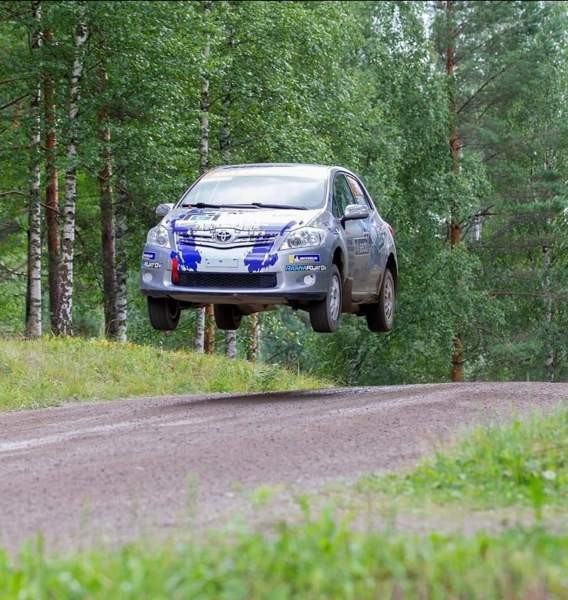 Toyota Auris Йоэнсуу - изображение 4