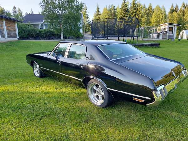 Oldsmobile Cutlass Рахе - изображение 5