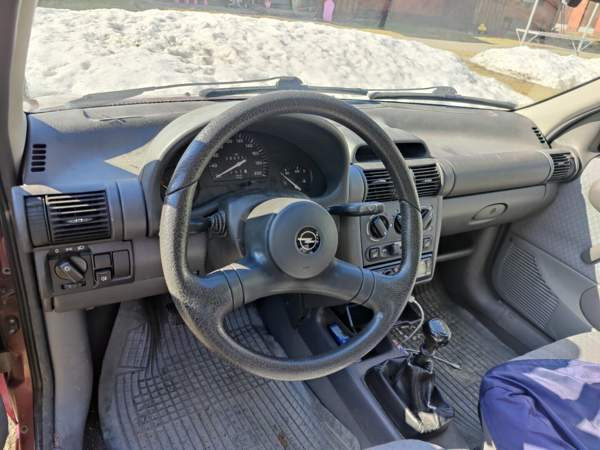 Opel Corsa Saarijärvi - valokuva 4