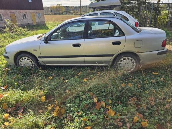 Mitsubishi Carisma Sastamala - valokuva 3