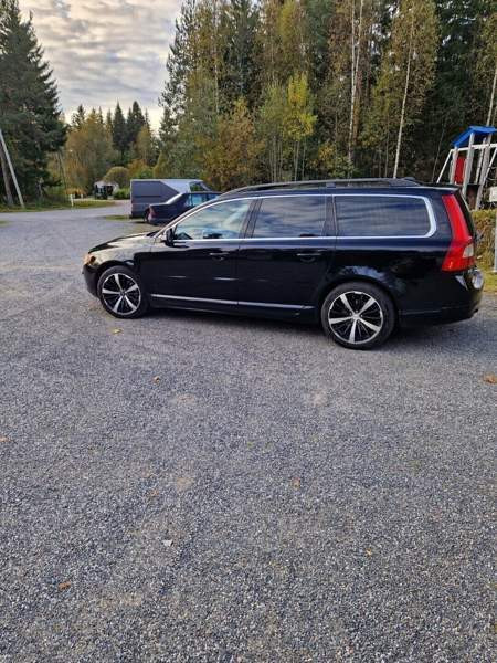 Volvo V70 Mikkeli - valokuva 4