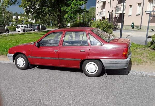 Opel Kadett Tampere - valokuva 1
