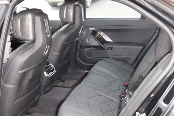 BMW 750 Loimaa - valokuva 8