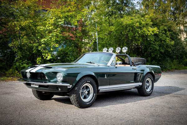 Ford Mustang Helsinki - valokuva 2