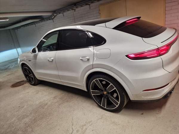 Porsche Cayenne Syevyerodonets'k - valokuva 3
