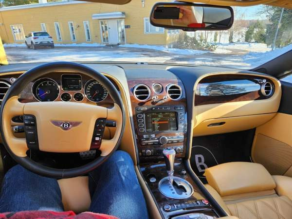 Bentley Continental Espoo - photo 7