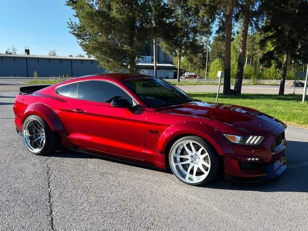 Ford Mustang Сейняйоки - изображение 1