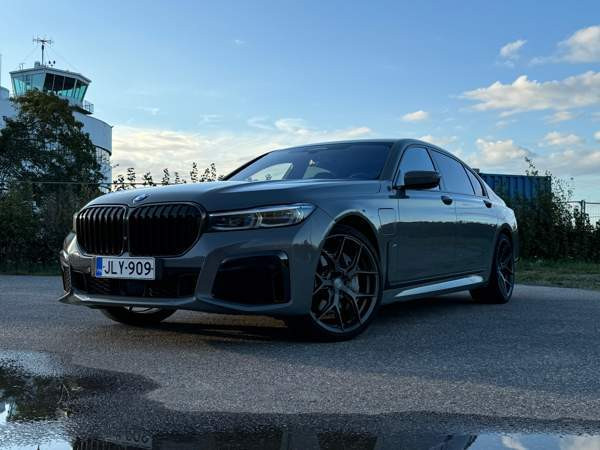 BMW 745 Espoo - photo 1