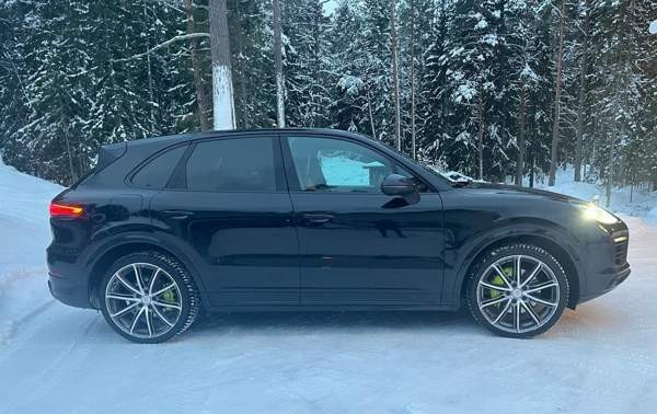 Porsche Cayenne Vantaa - valokuva 3