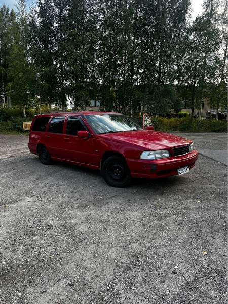 Volvo V70 Sotkamo - valokuva 3