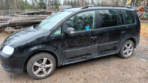 Volkswagen Touran Lapinlahti - photo 2