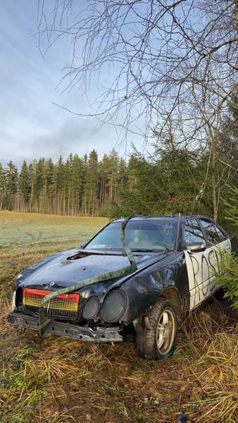 Mercedes-Benz 200 Alajärvi - valokuva 1