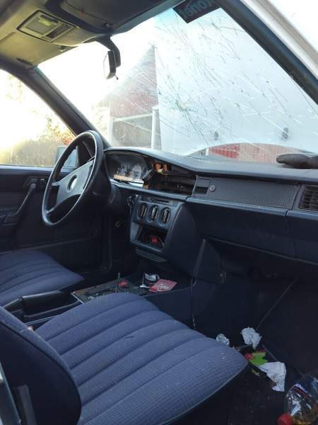 Mercedes-Benz 190 Lieksa - photo 2