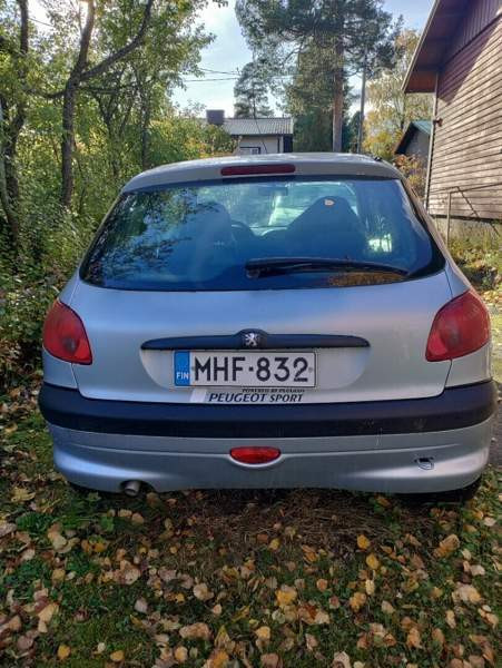 Peugeot 206 Коувола - изображение 1