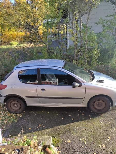 Peugeot 206 Коувола - изображение 3