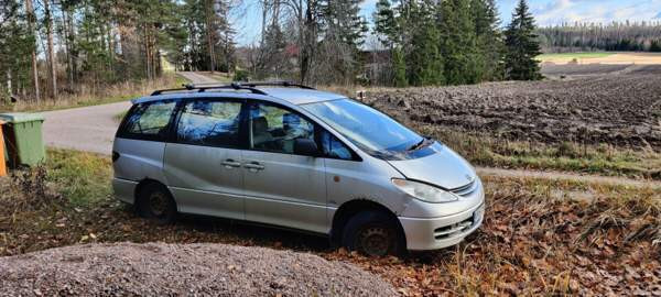 Toyota Previa Myrskylä - valokuva 1
