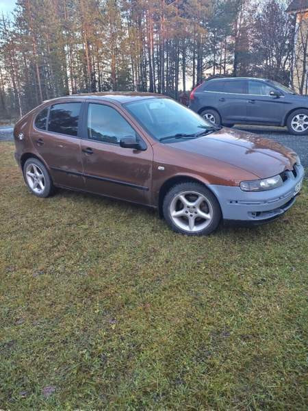 Seat Leon Sodankylä - valokuva 2