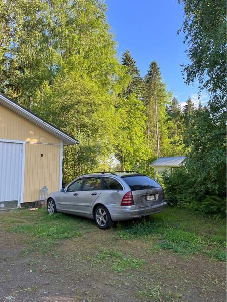 Mercedes-Benz C Миккели - изображение 1