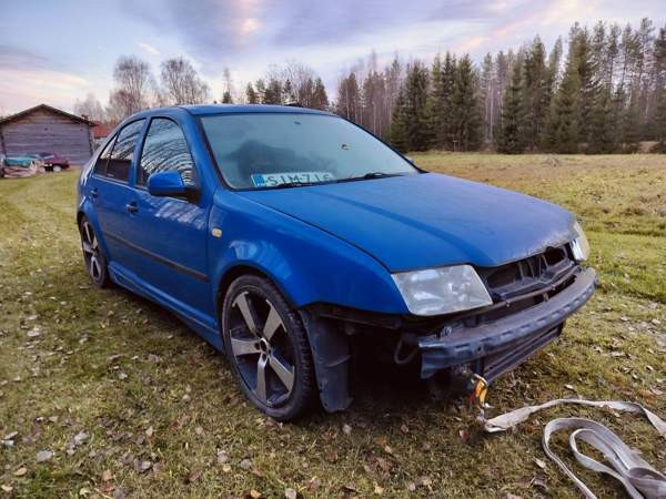 Volkswagen Bora Sotkamo - valokuva 1