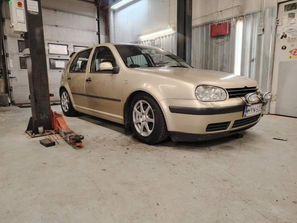 Volkswagen Golf Kuopio - valokuva 1