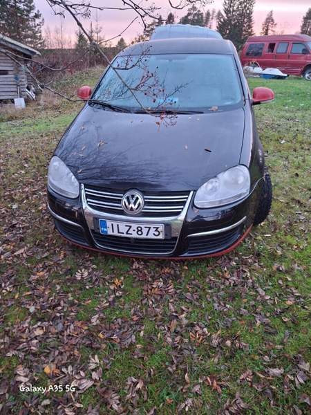 Volkswagen Jetta Каяни - изображение 1