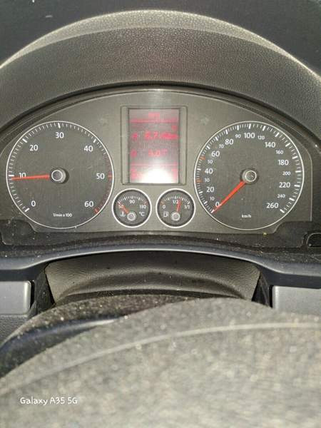 Volkswagen Jetta Каяни - изображение 5