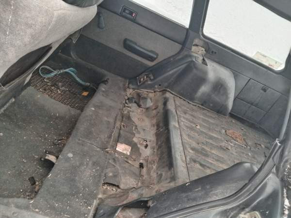 Subaru Leone Uurainen - изображение 6