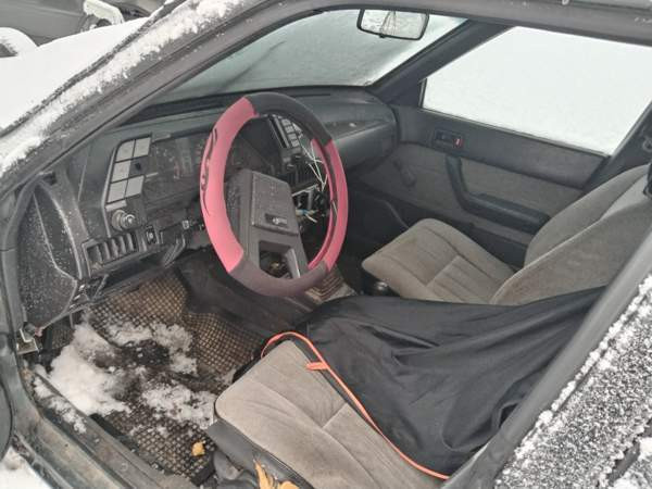 Subaru Leone Uurainen - изображение 5