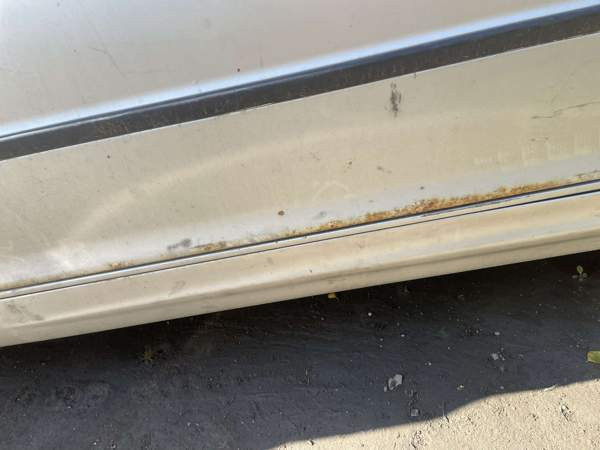 BMW 330 Lons-le-Saunier - valokuva 4